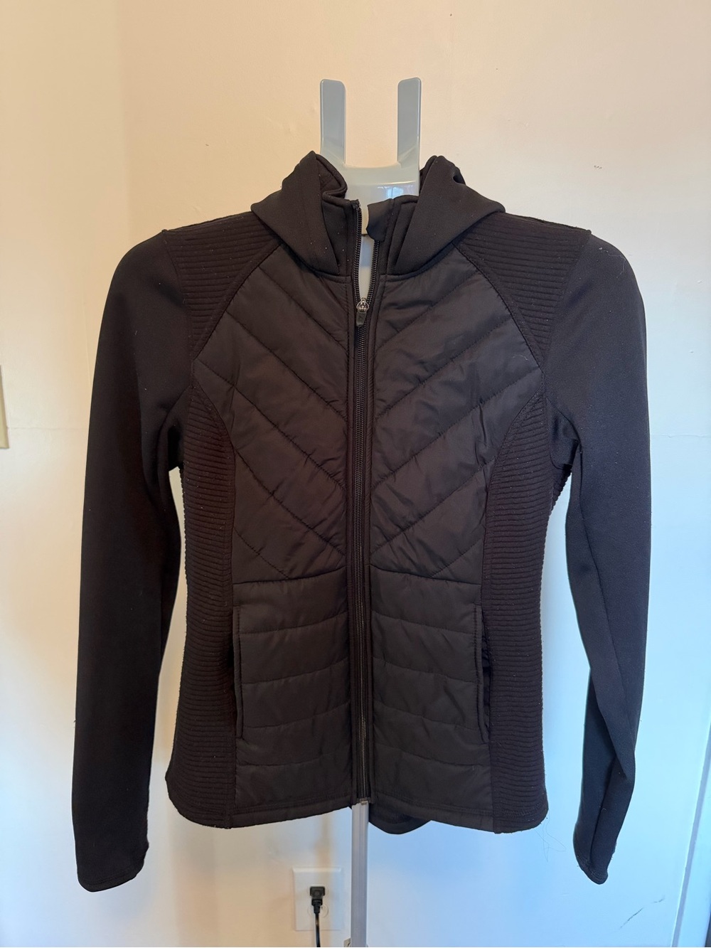 Fila Sport Jacket (women’s XS)